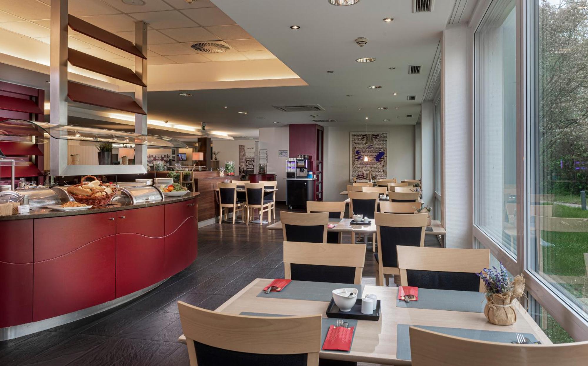 Mercure Hotel Duesseldorf Sued Экстерьер фото