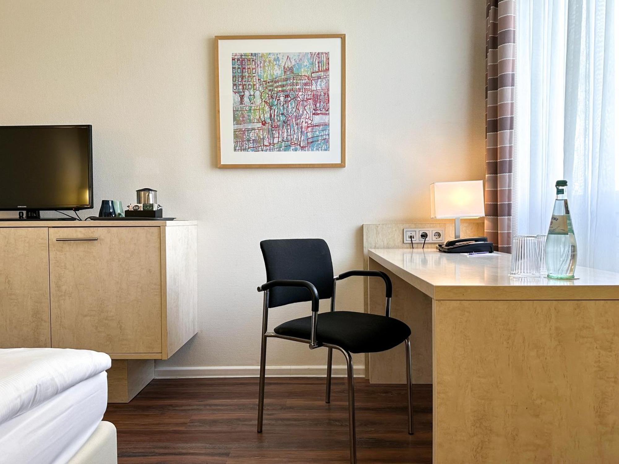 Mercure Hotel Duesseldorf Sued Экстерьер фото